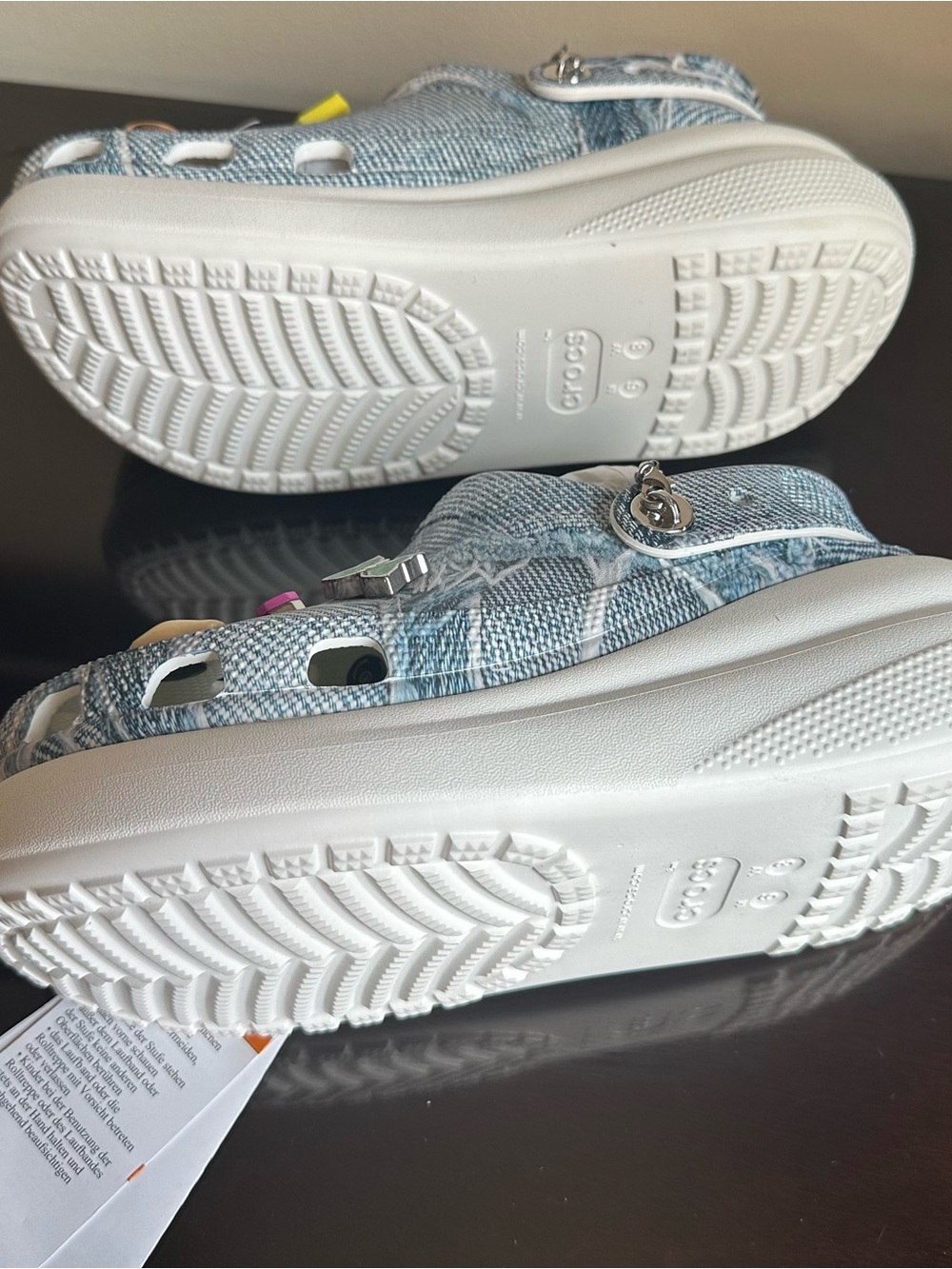 SZA Crocs Brand New Never Worn Womens size 8 - Picture 3 of 5